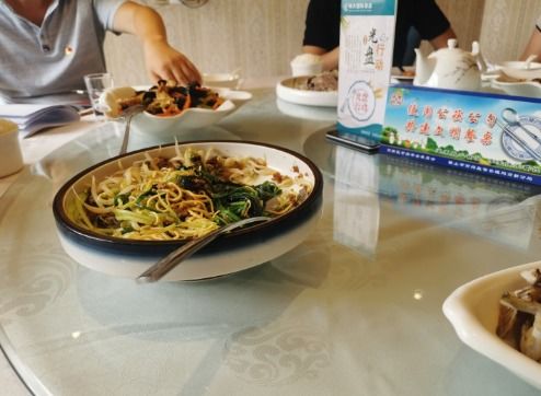 遼寧鞍山 倡導厲行節(jié)約 推動文明用餐