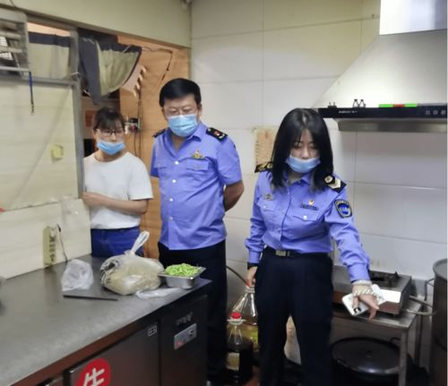 護航 網(wǎng)絡上的舌尖安全 加強網(wǎng)絡餐飲服務食品安全監(jiān)管